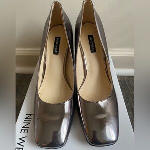 Nine West Pewter Metallic Block Heel Slip On Square Toe Pump Women’s Heel 9M